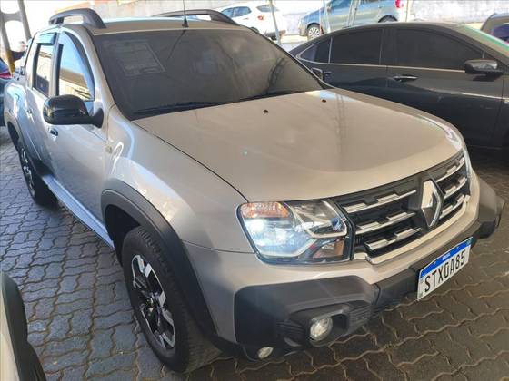 RENAULT OROCH 1.3 TCE FLEX OUTSIDER X-TRONIC RENAULT OROCH 1.3 TCE FLEX OUTSIDER X-TRONIC